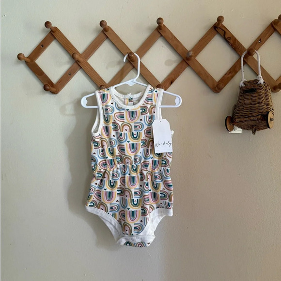 Wonderfly size 24m - Picture 3 of 4